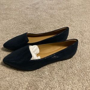New in box!!! Trotters Harlowe flats